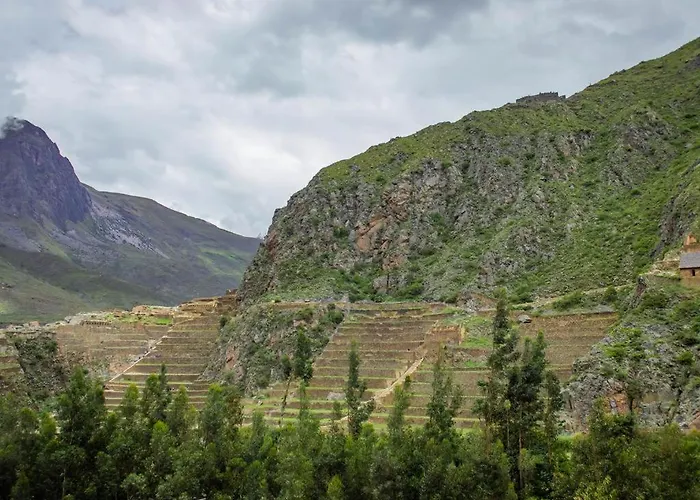 In - Overlooking The Mountains With Two Terraces - Double 10